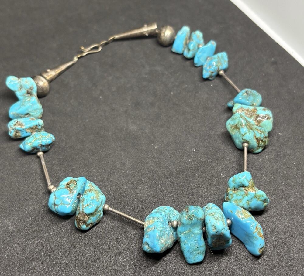 Vtg Navajo Sterling silver ? Sleeping Beauty Turquoise American Native Necklace